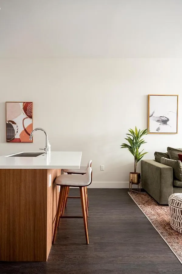 Modern Allure Lifestyle - City View - Zuni Lofts Denver
