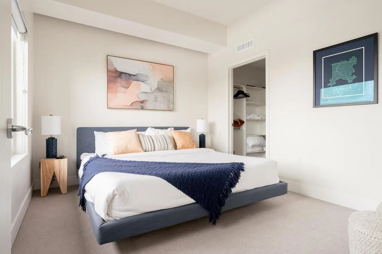 Modern Allure Lifestyle - City View - Zuni Lofts Denver Holiday home