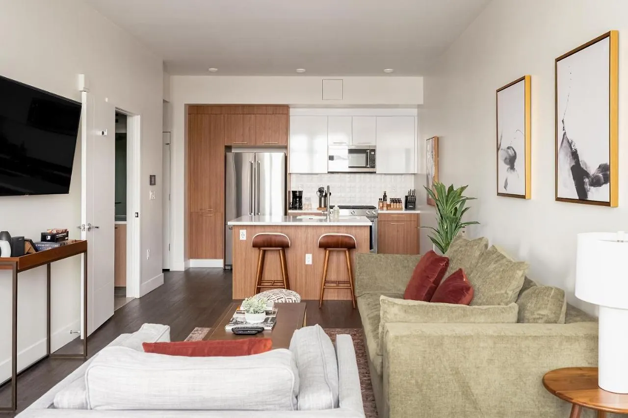 Holiday home Modern Allure Lifestyle - City View - Zuni Lofts Denver United States