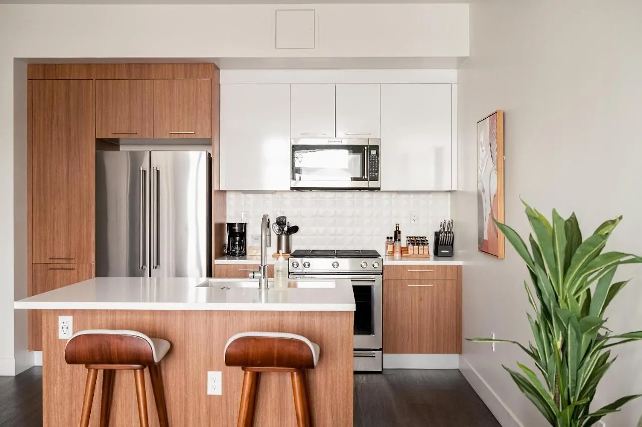 Modern Allure Lifestyle - City View - Zuni Lofts Denver Holiday home