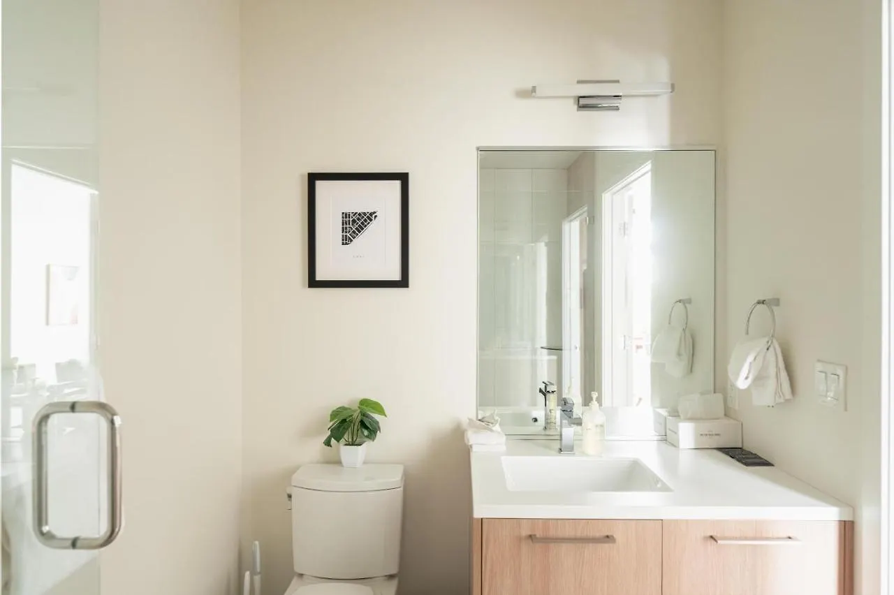 Modern Allure Lifestyle - City View - Zuni Lofts Denver